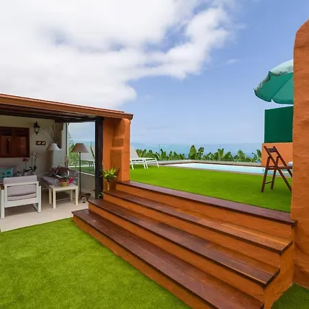 Sunset Banana Plantation House With Sea Views And Private Pool